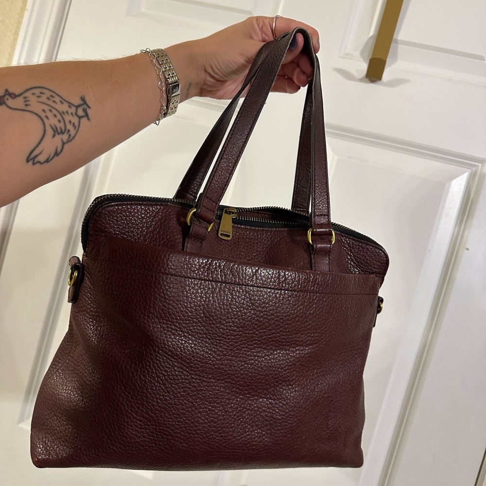 Fossil Burgundy Leather Handbag - Picture 2 of 12